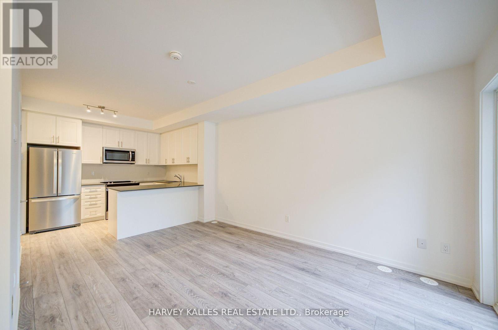 28 - 18 LYTHAM GREEN CIRCLE