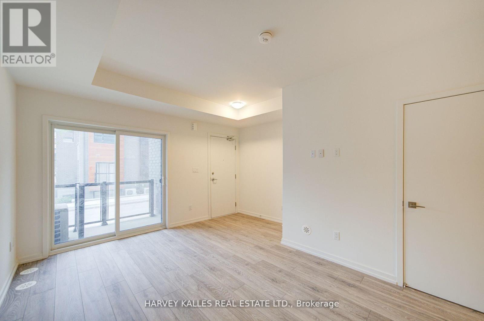 28 - 18 LYTHAM GREEN CIRCLE