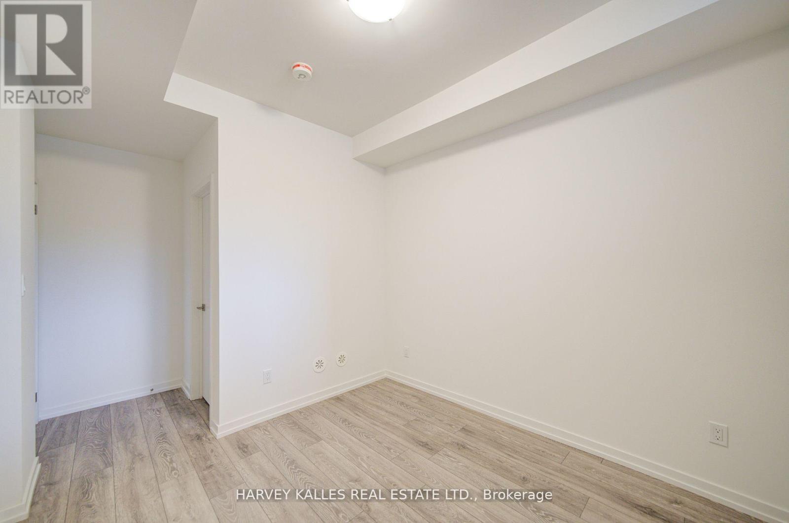 28 - 18 LYTHAM GREEN CIRCLE