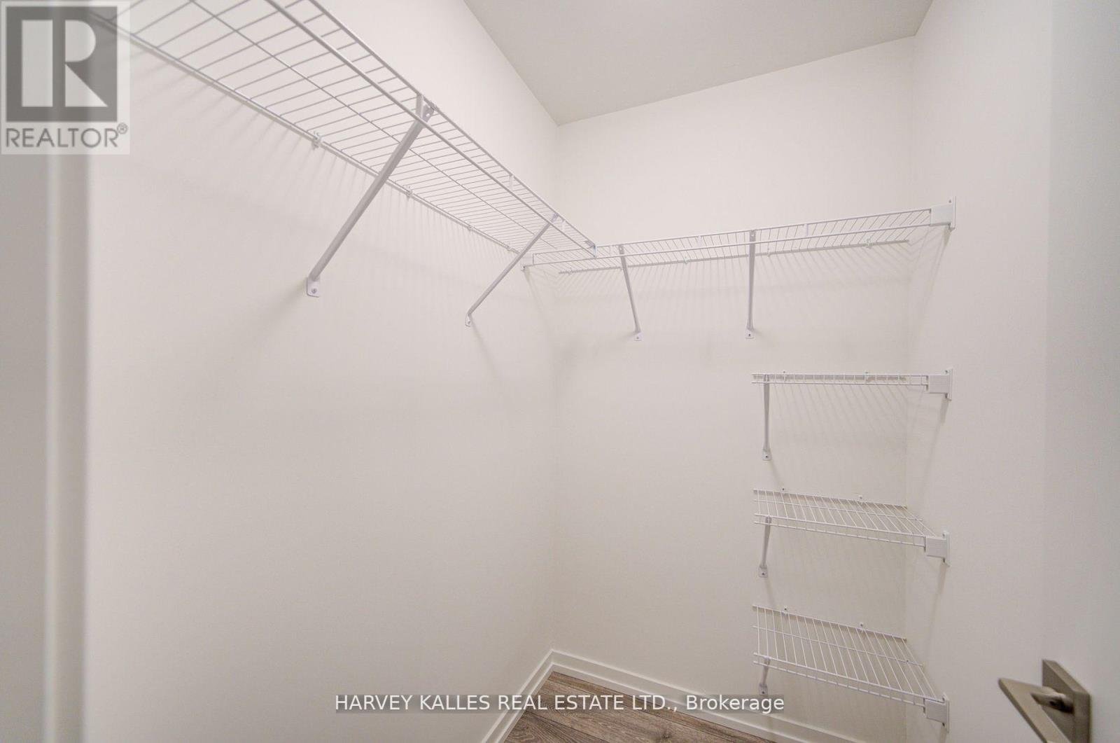 28 - 18 LYTHAM GREEN CIRCLE