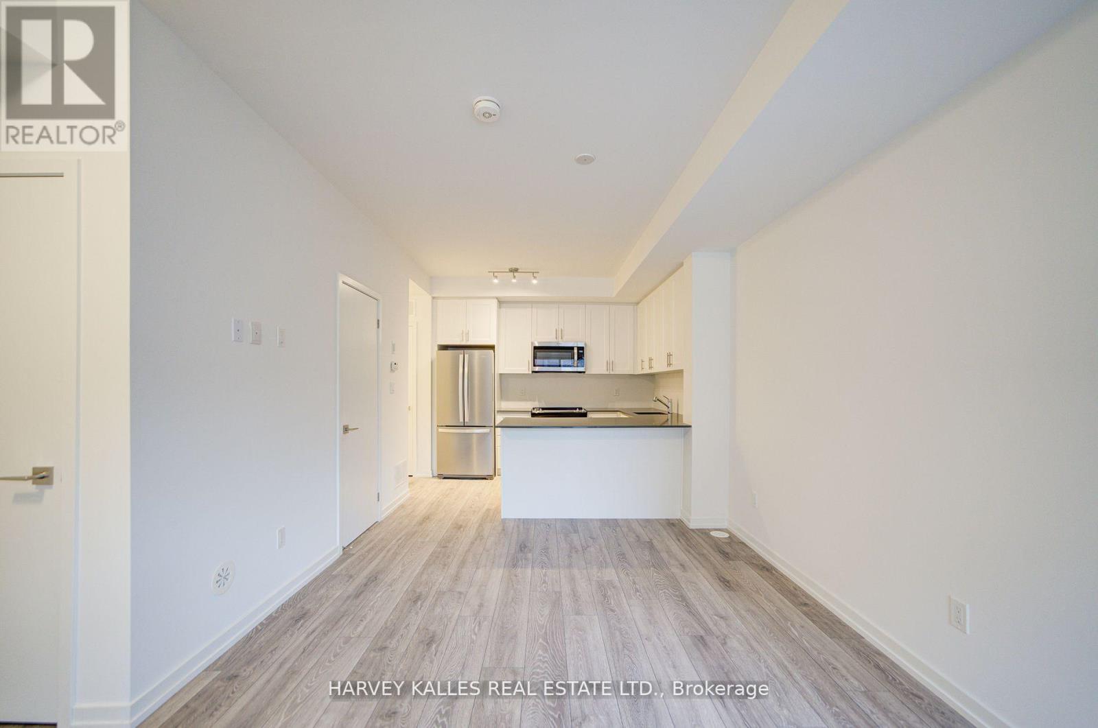 28 - 18 LYTHAM GREEN CIRCLE