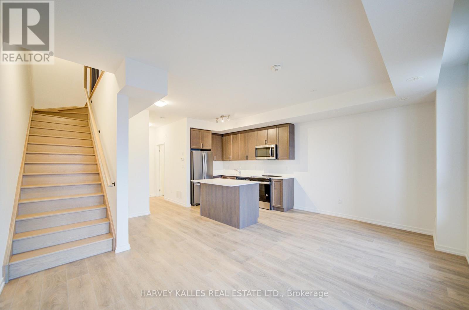 11 - 18 LYTHAM GREEN CIRCLE