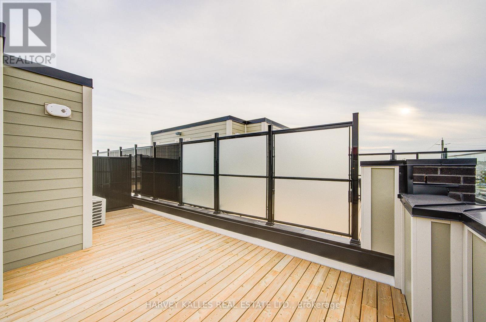 11 - 18 LYTHAM GREEN CIRCLE