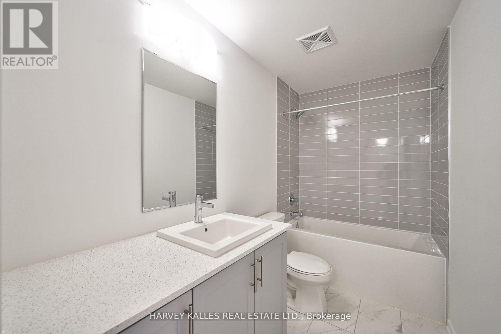 22 - 16 LYTHAM GREEN CIRCLE