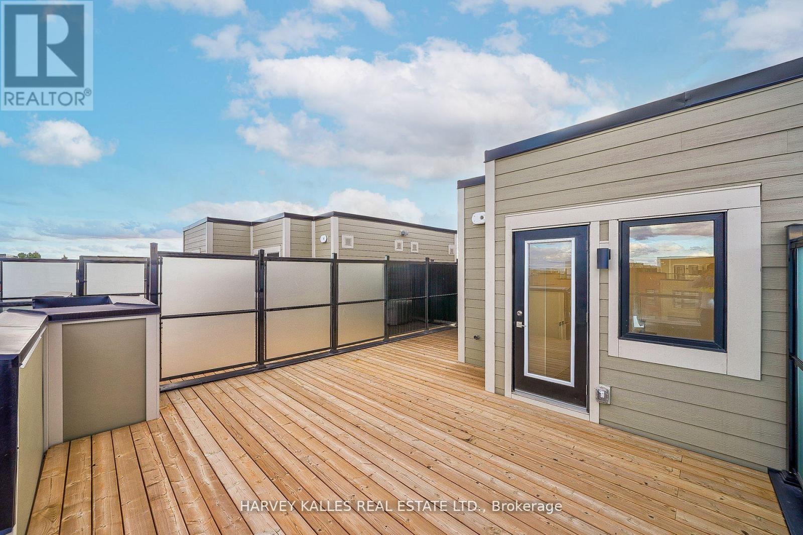 22 - 16 LYTHAM GREEN CIRCLE