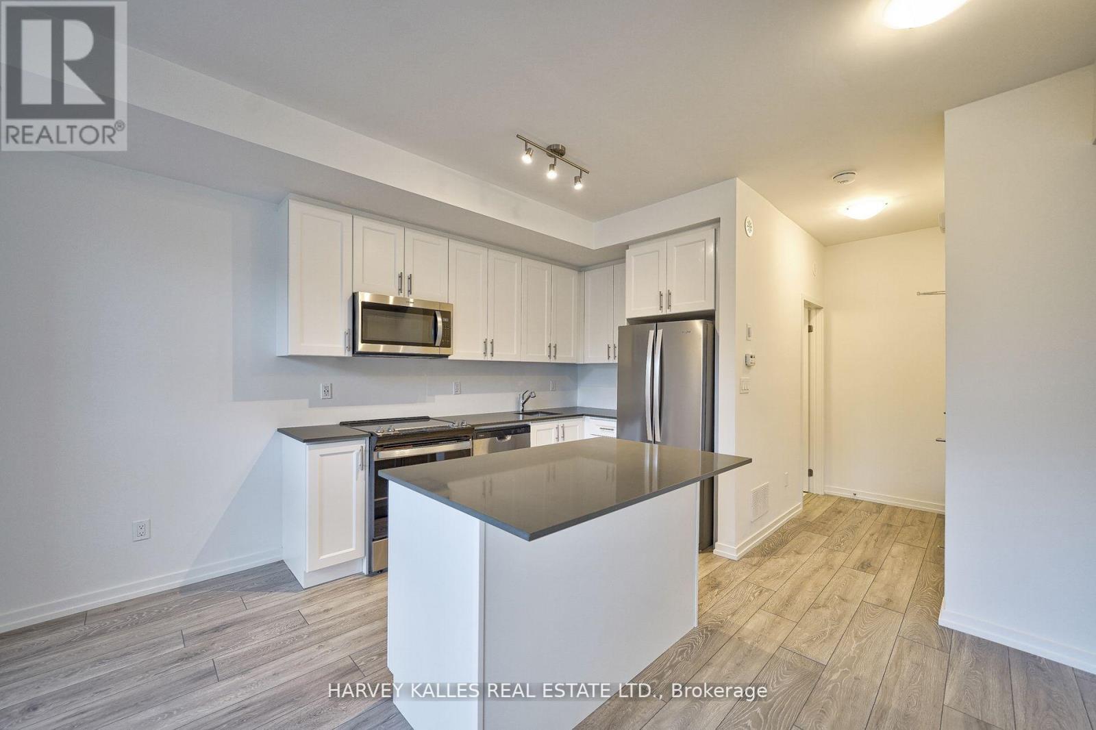 22 - 16 LYTHAM GREEN CIRCLE