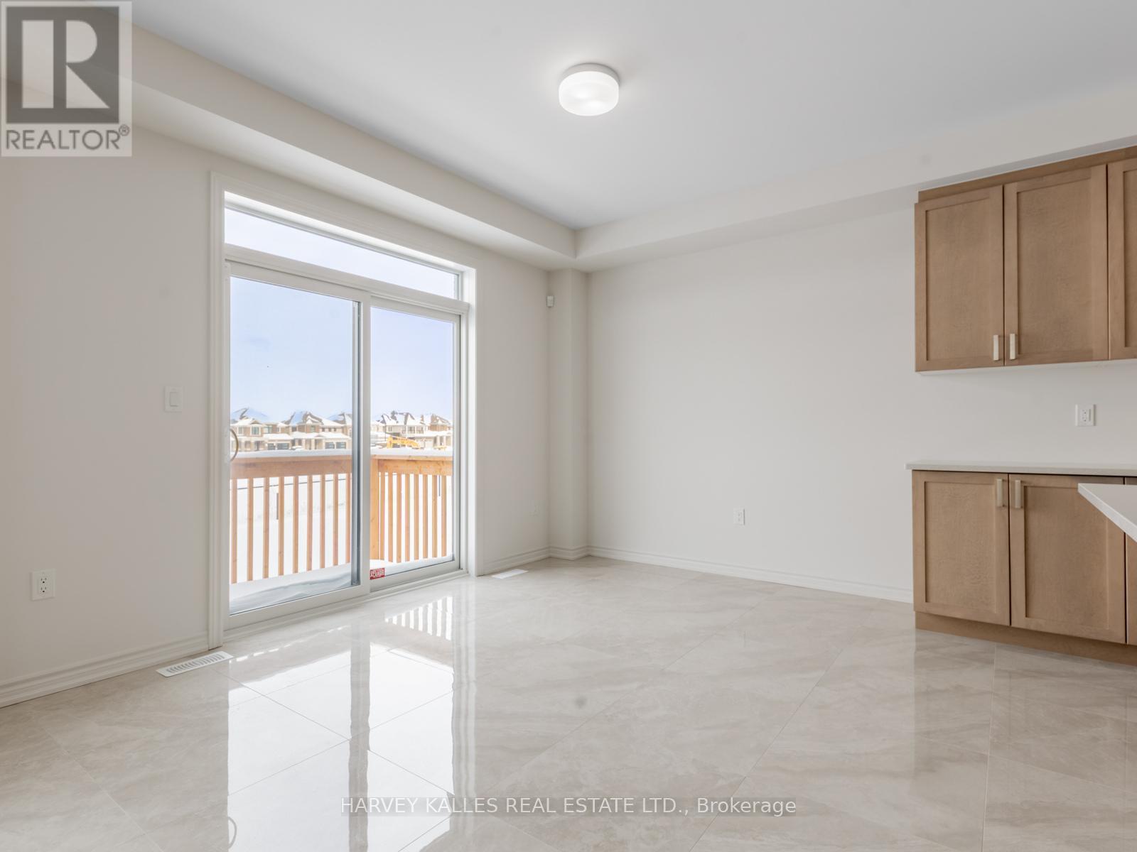 18 BLUEBIRD BOULEVARD