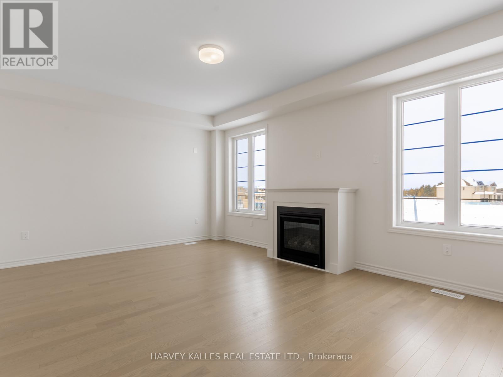 18 BLUEBIRD BOULEVARD