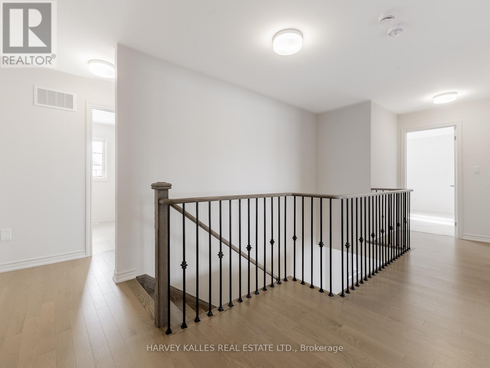 18 BLUEBIRD BOULEVARD