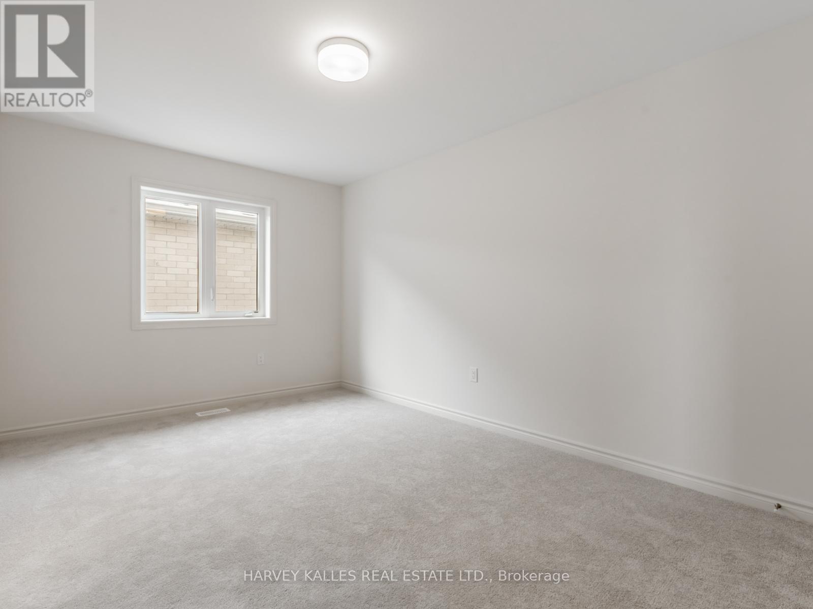 18 BLUEBIRD BOULEVARD