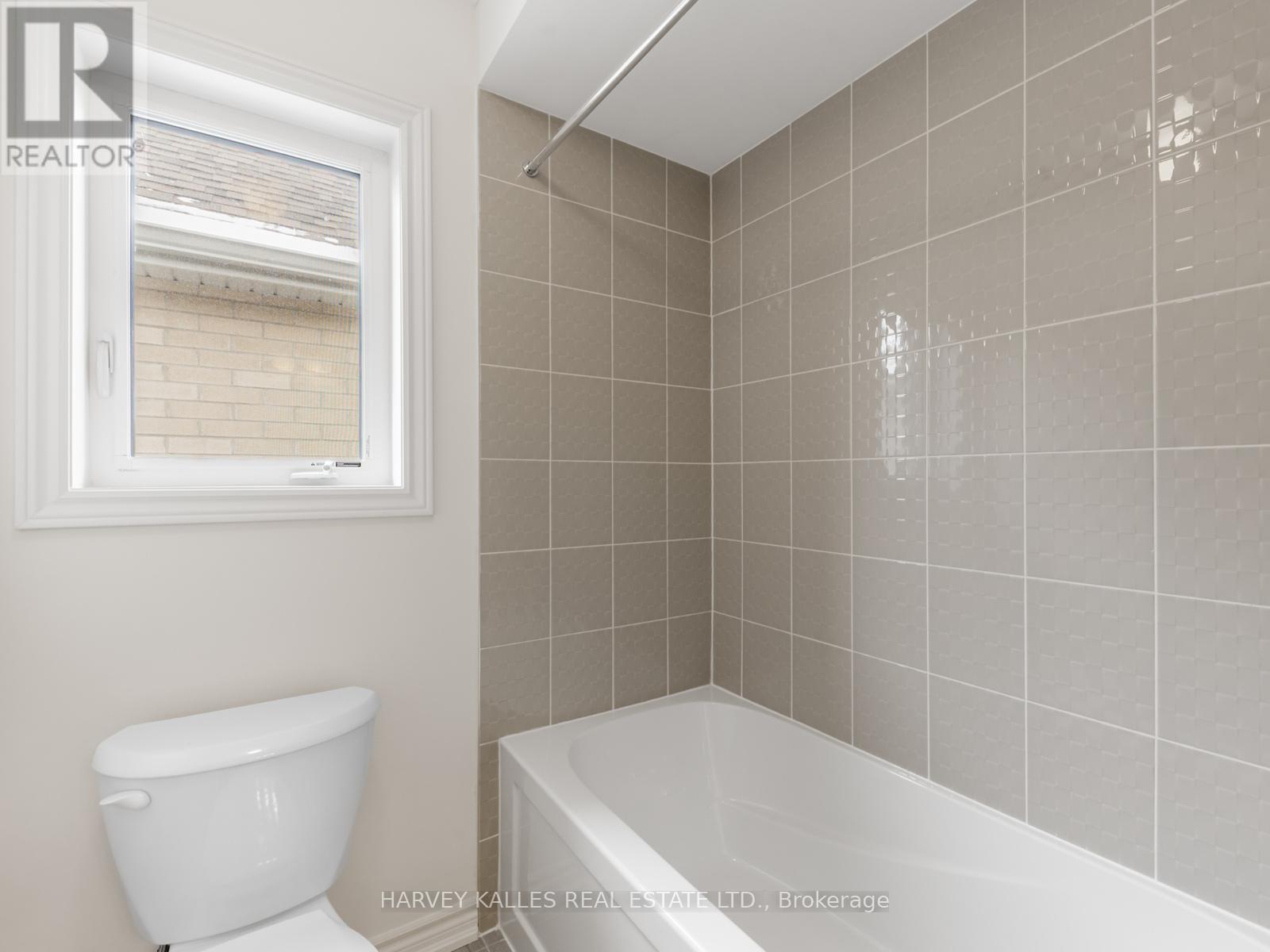 18 BLUEBIRD BOULEVARD