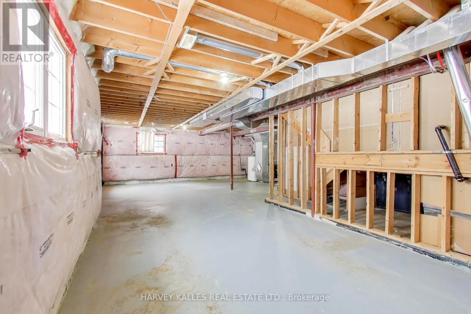 28 MORGANFIELD COURT