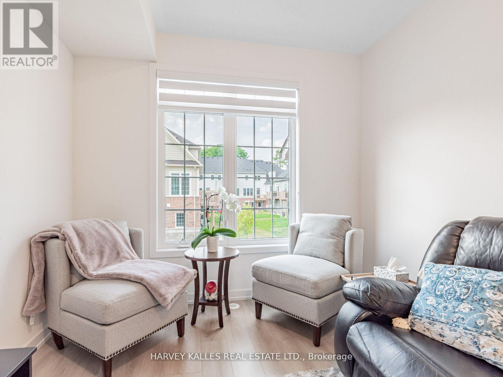 104 LYALL STOKES CIRCLE