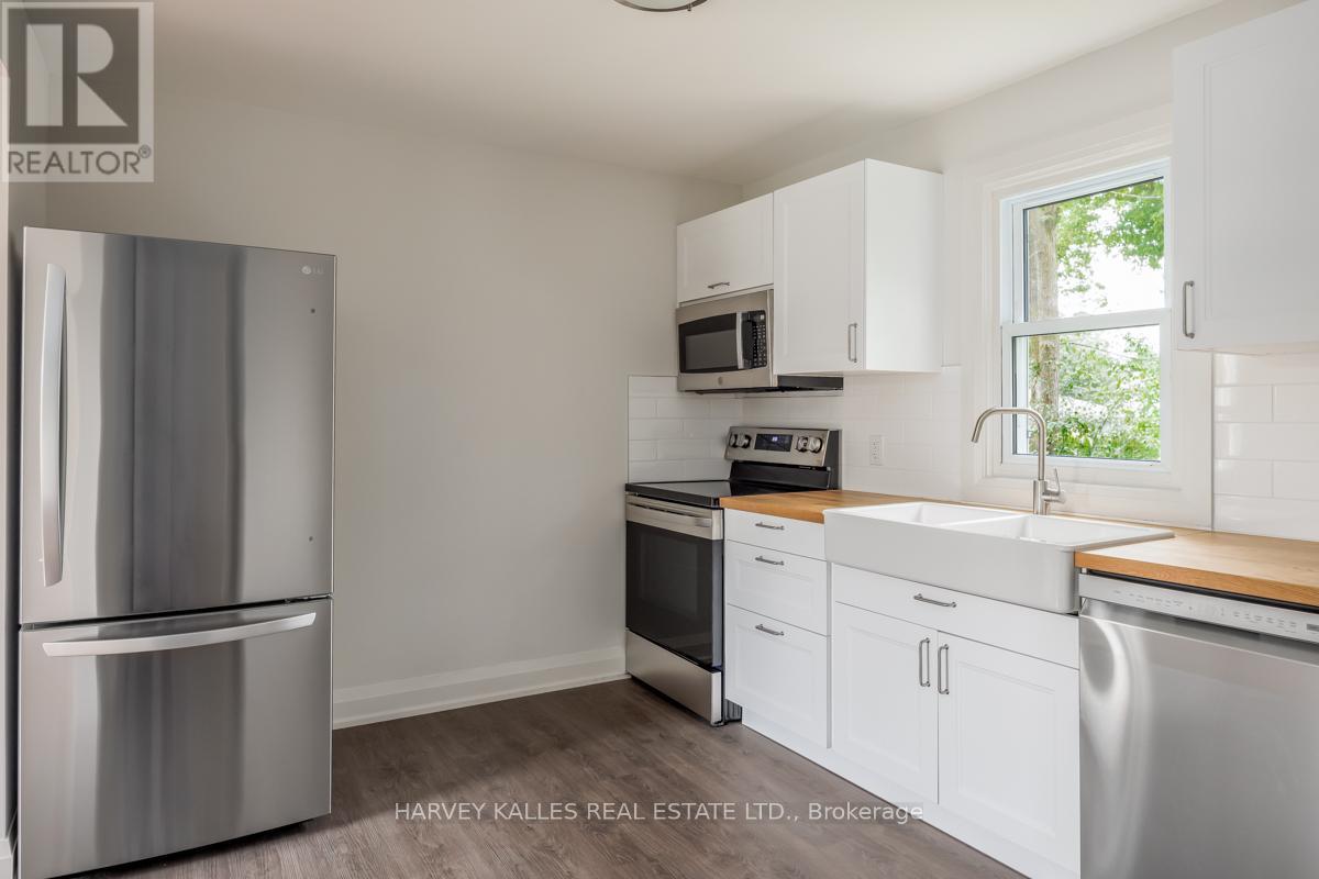 129 MAJOR MACKENZIE DRIVE E