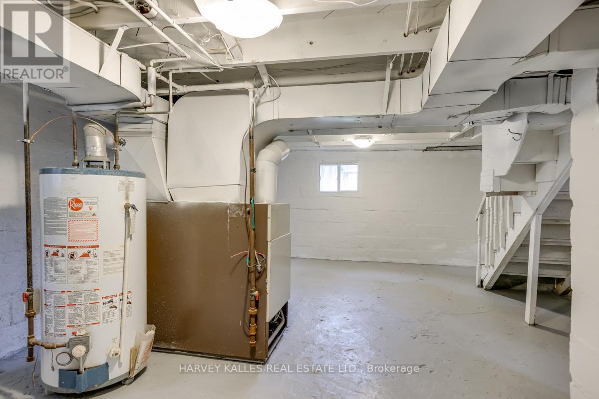 129 MAJOR MACKENZIE DRIVE E