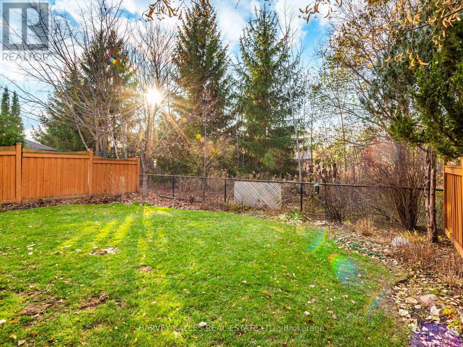 12 BARBERRY CRESCENT