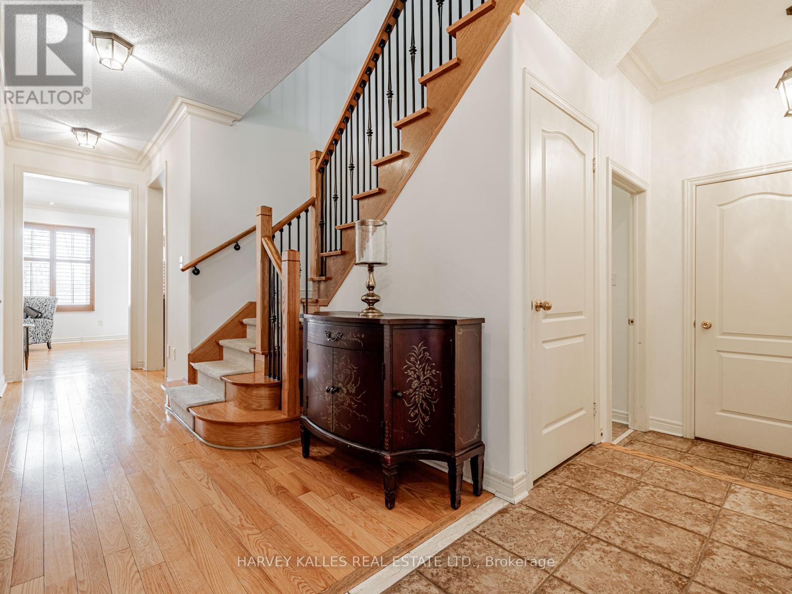 12 BARBERRY CRESCENT