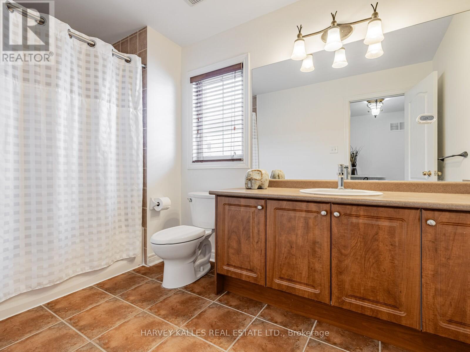 12 BARBERRY CRESCENT