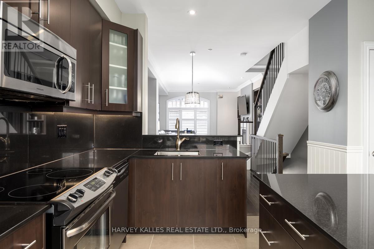 16 POWSELAND CRESCENT