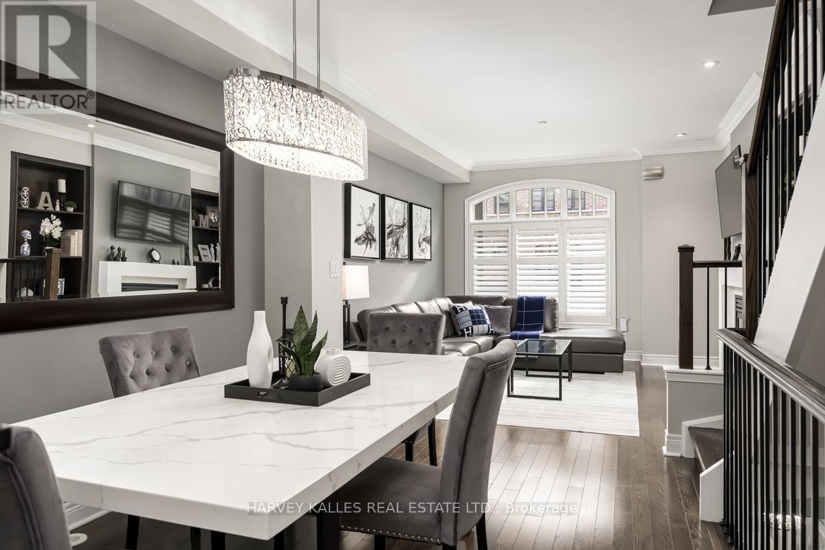 16 POWSELAND CRESCENT