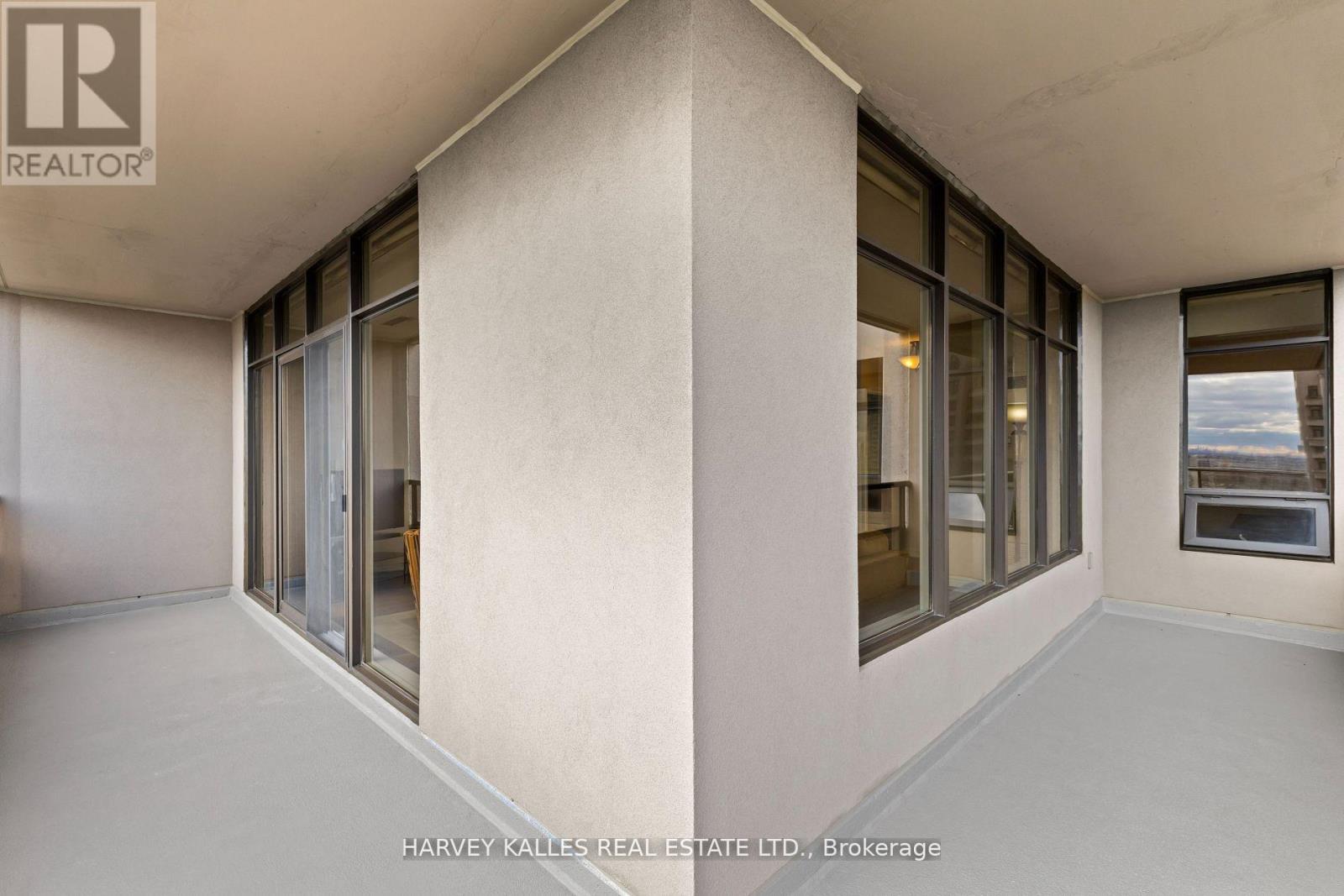 1206 - 9235 JANE STREET