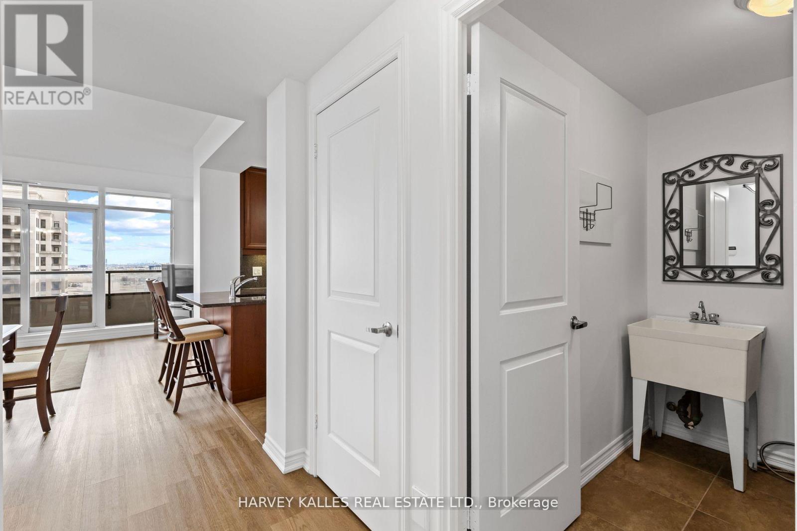 1206 - 9235 JANE STREET