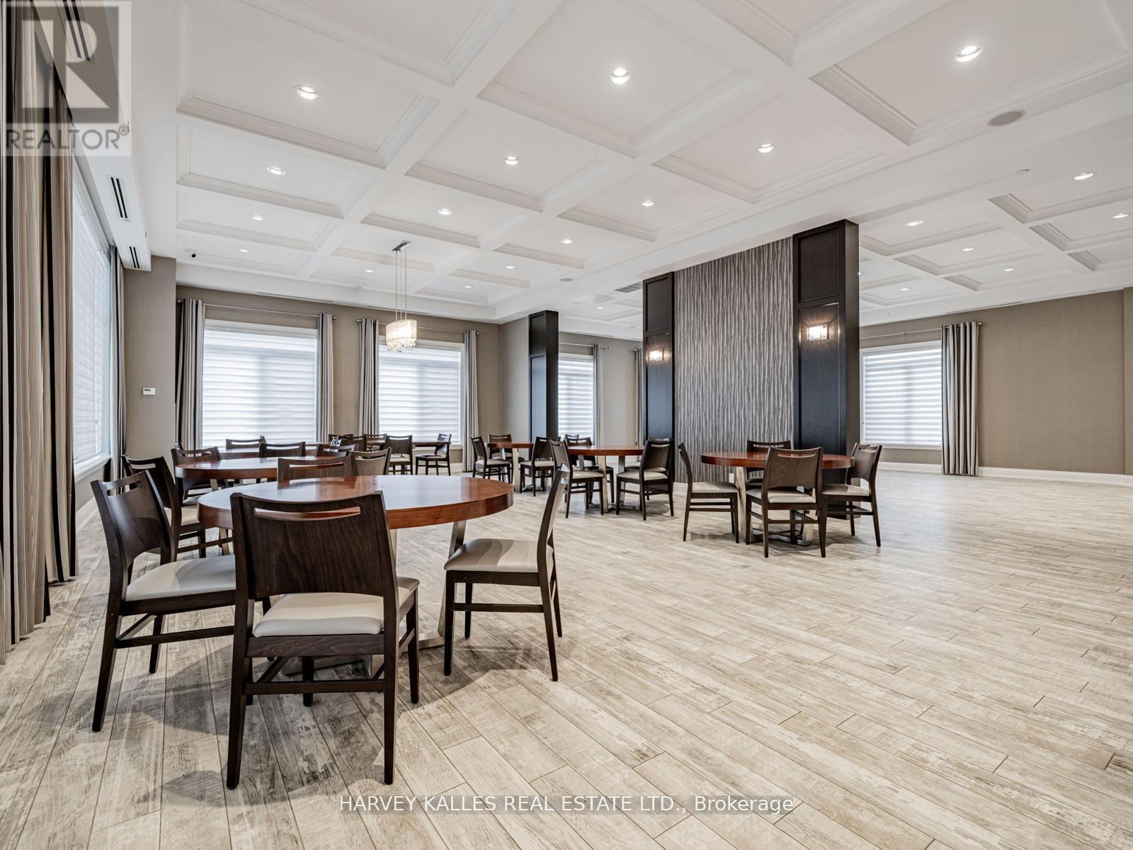 112 - 7 BOND CRESCENT