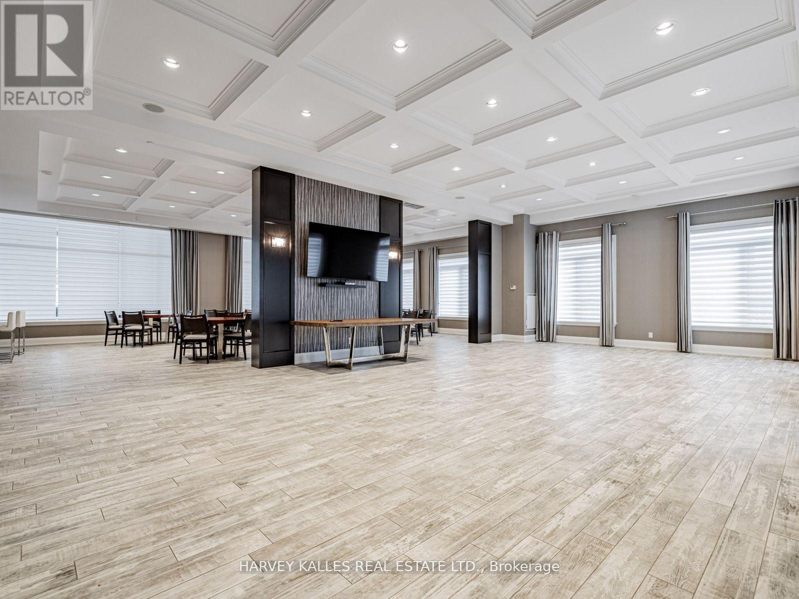 112 - 7 BOND CRESCENT