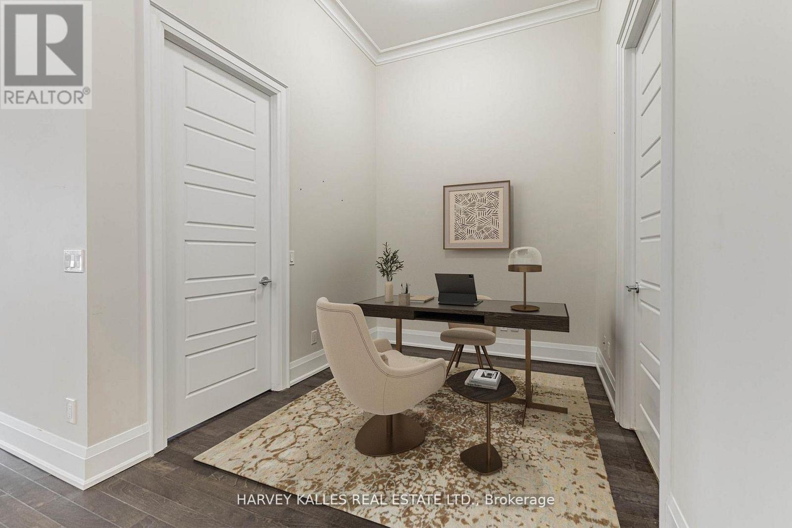 112 - 7 BOND CRESCENT