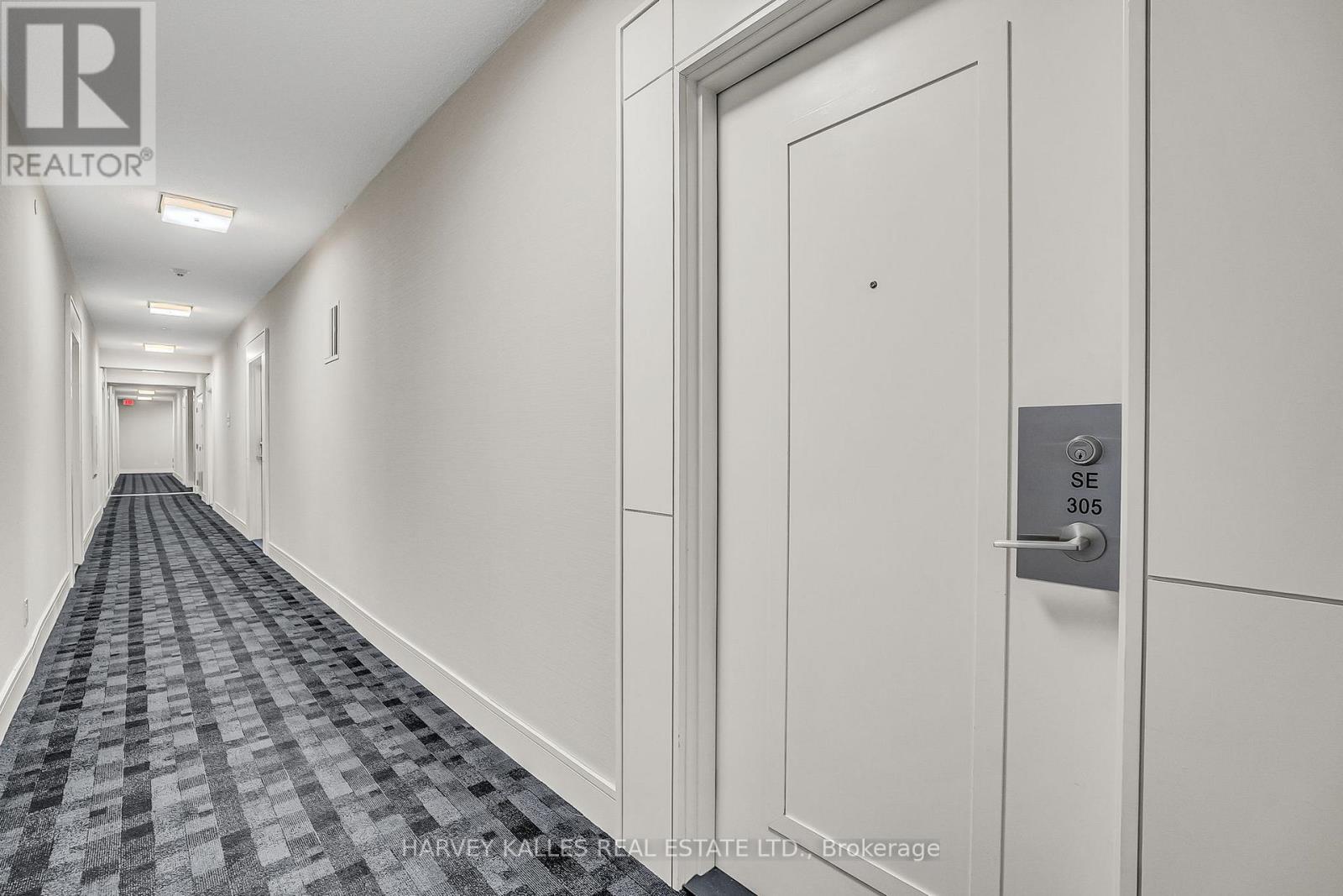 SE-305 - 9199 YONGE STREET