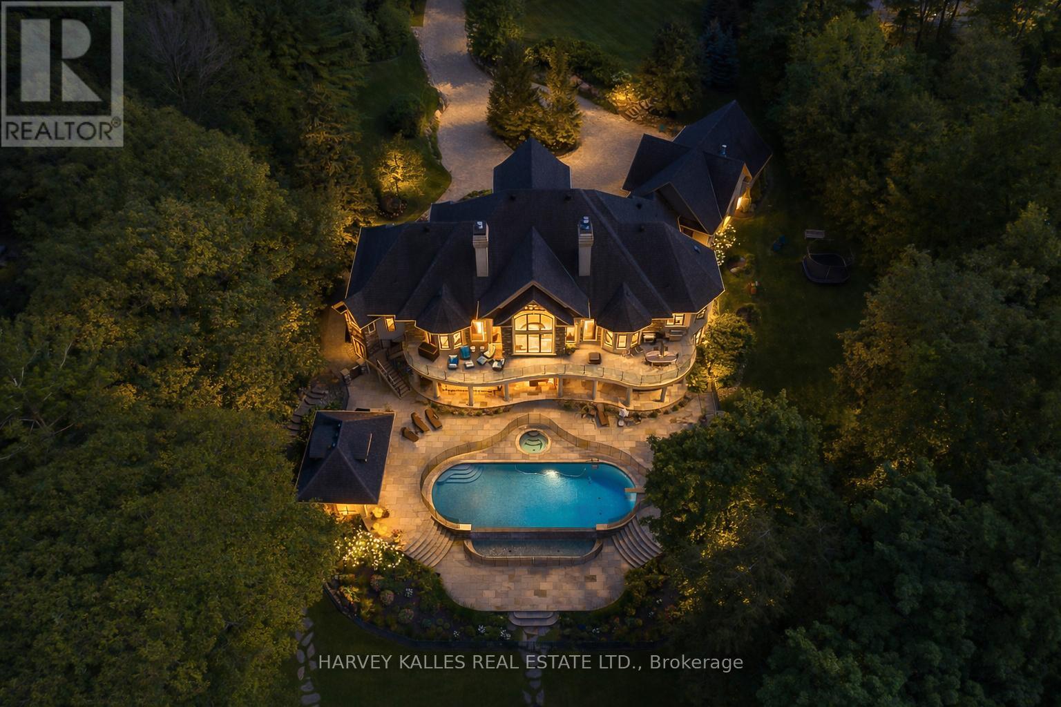 1562 LADYWOOD WAY