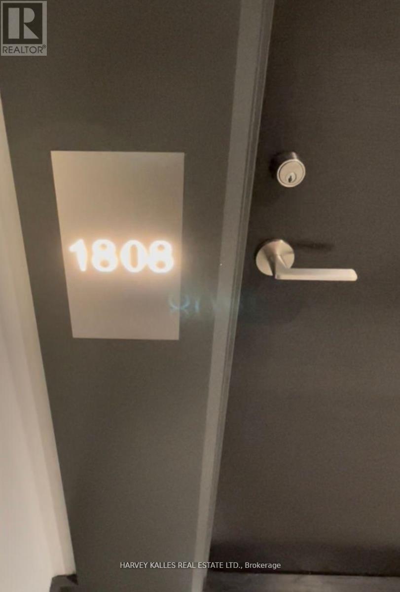 1808E - 8868 YONGE STREET