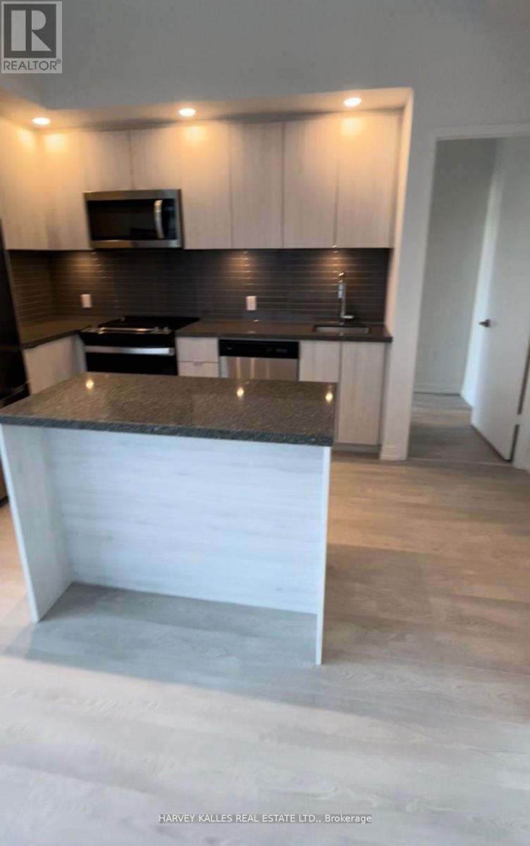 1808E - 8868 YONGE STREET