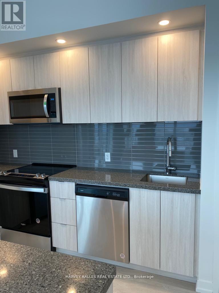 1808E - 8868 YONGE STREET