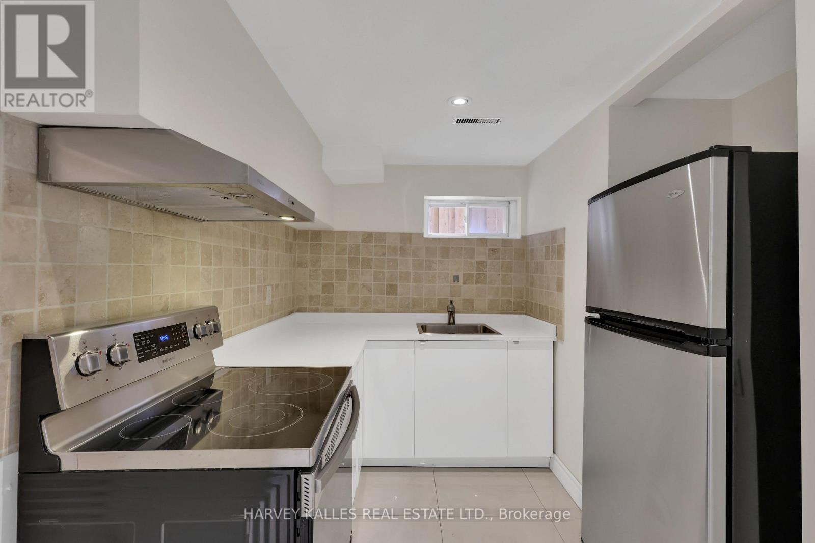 47 ABERFELDY CRESCENT