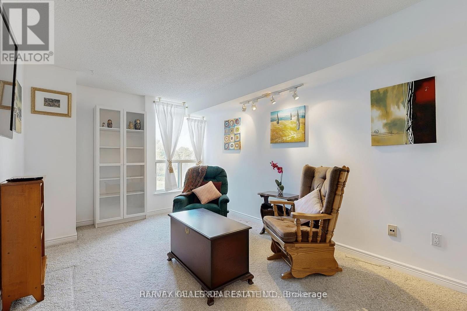 311 - 7300 YONGE STREET