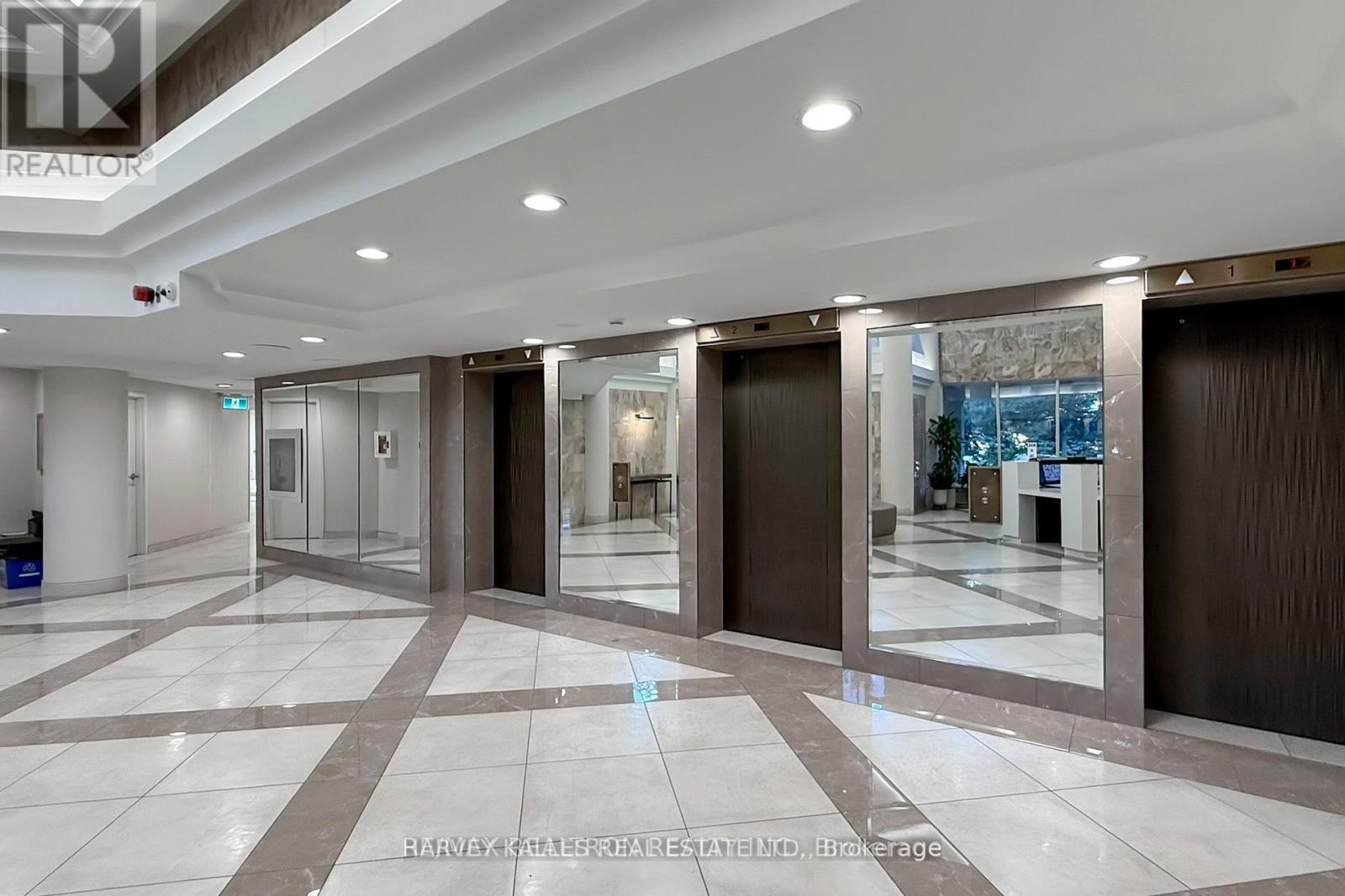311 - 7300 YONGE STREET