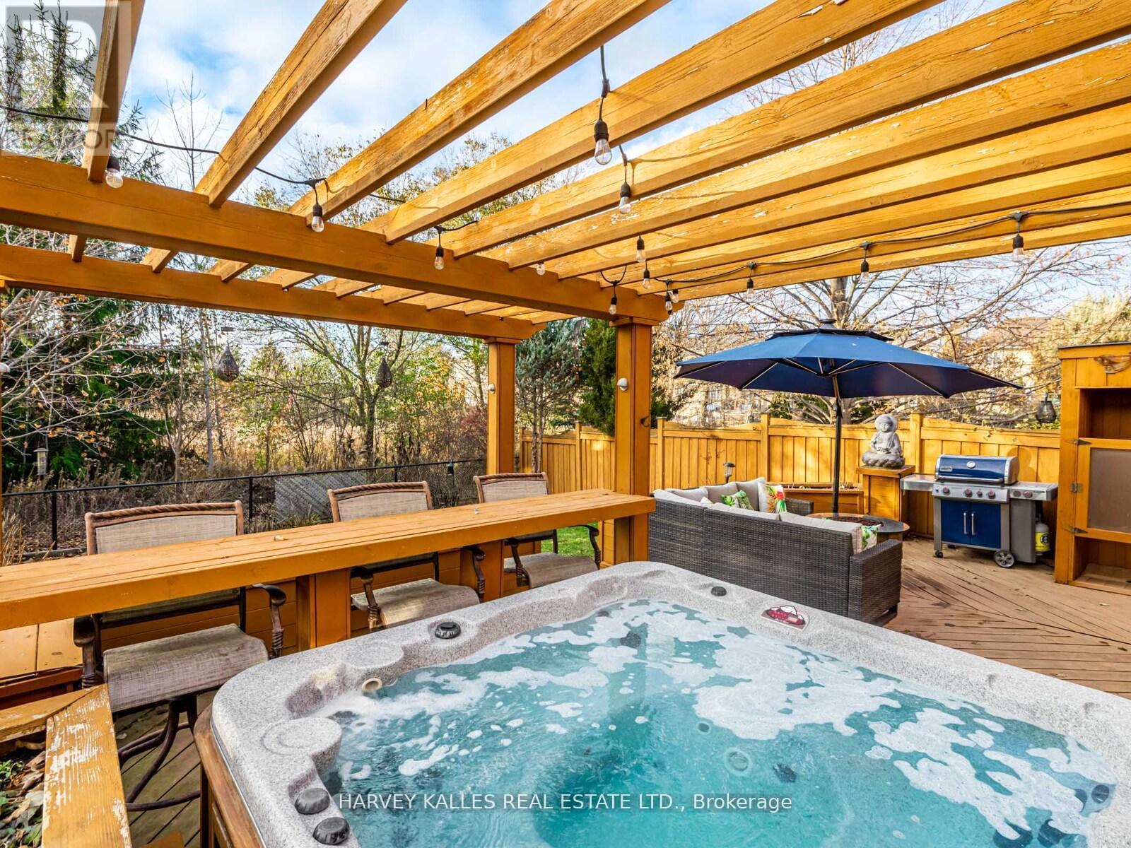 12 BARBERRY CRESCENT