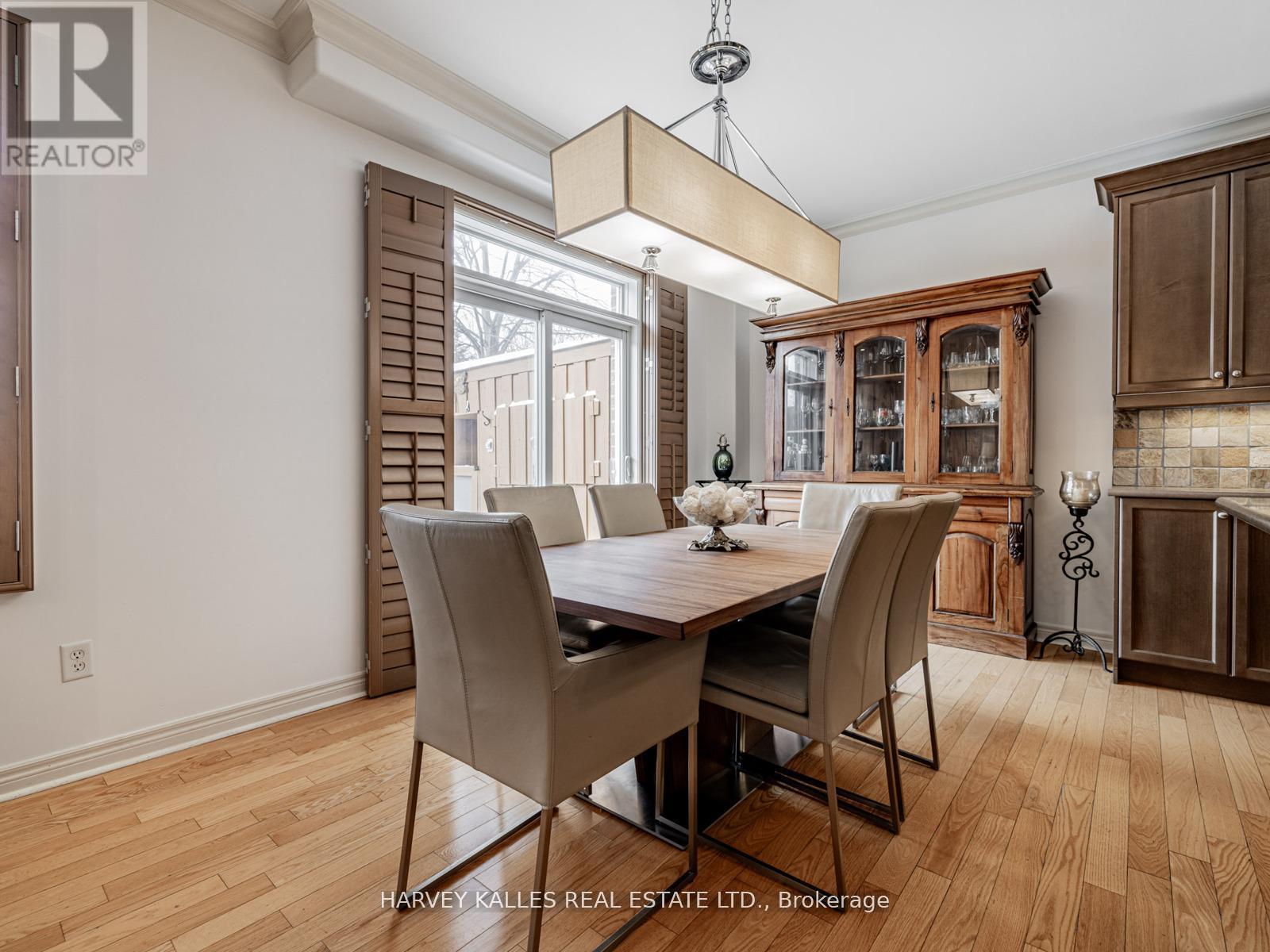 12 BARBERRY CRESCENT