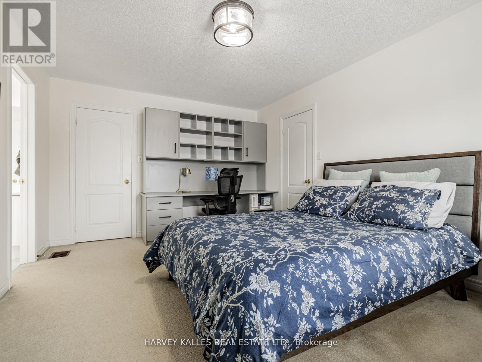 12 BARBERRY CRESCENT