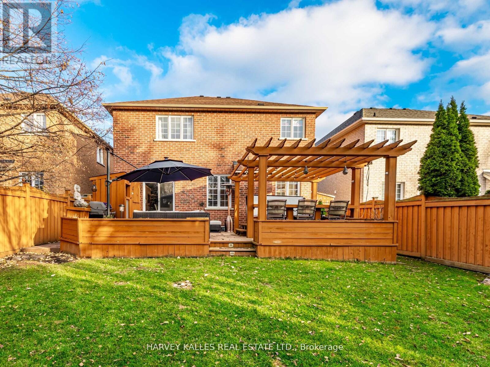 12 BARBERRY CRESCENT