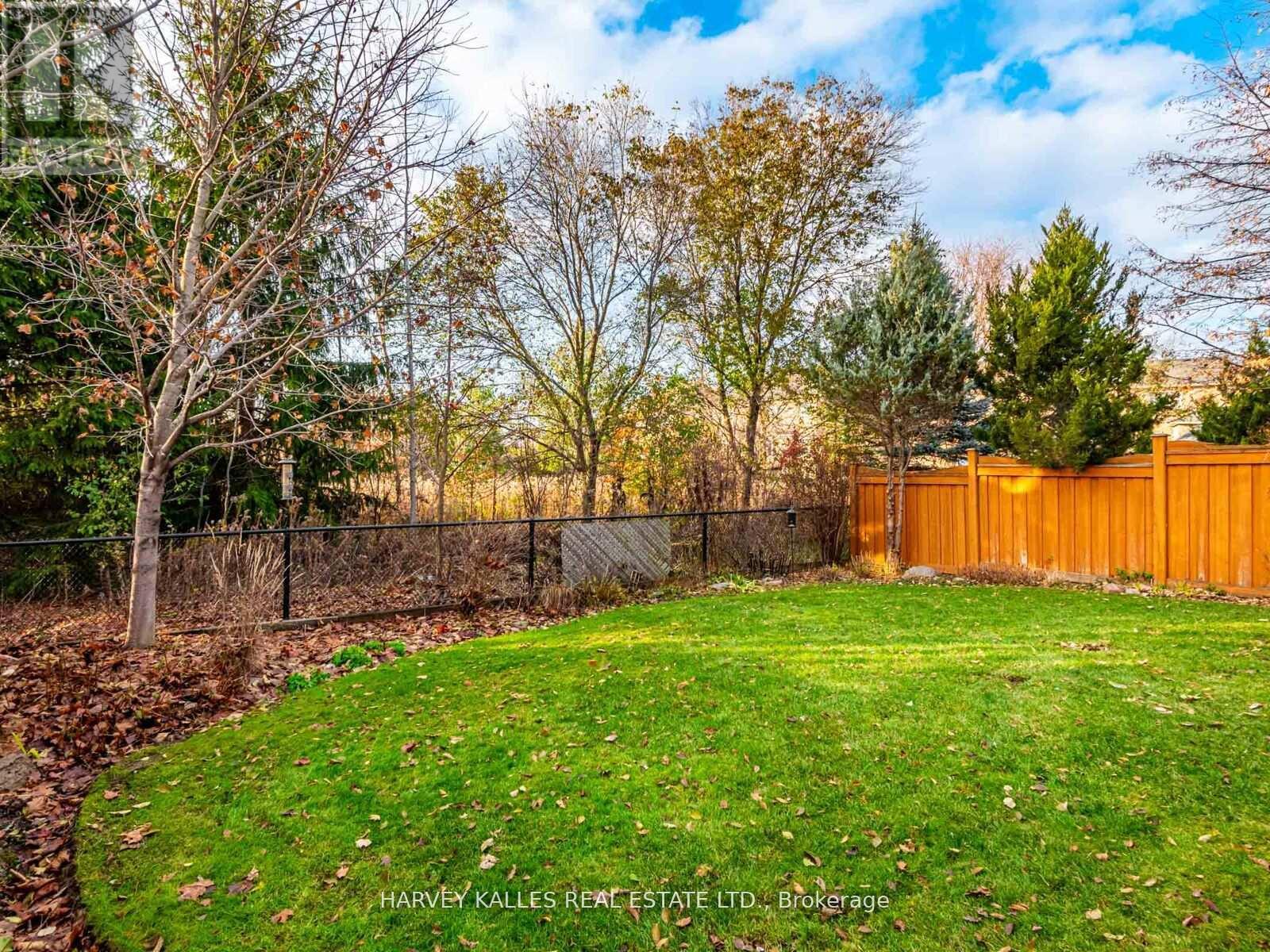 12 BARBERRY CRESCENT