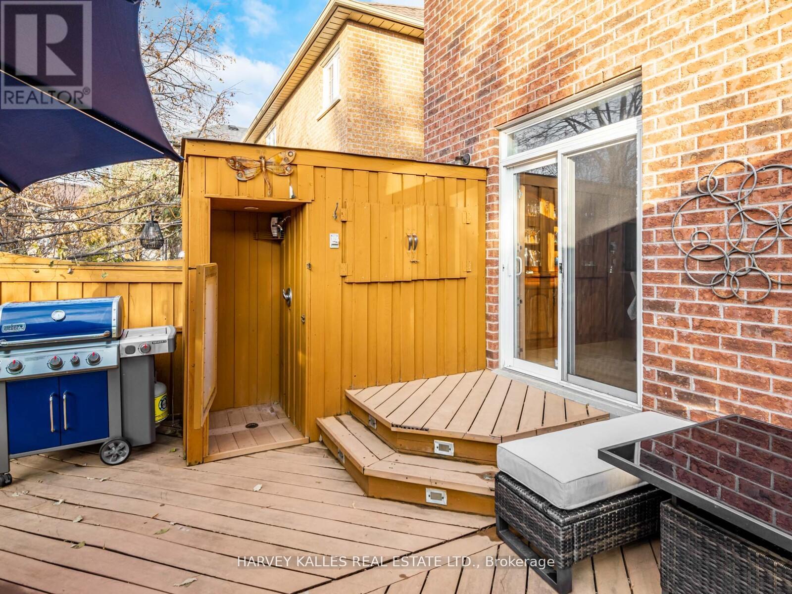 12 BARBERRY CRESCENT