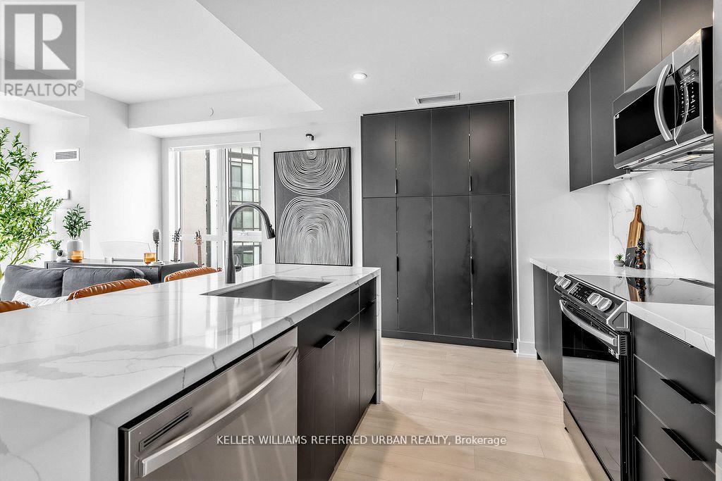 304 - 415 SEA RAY AVENUE