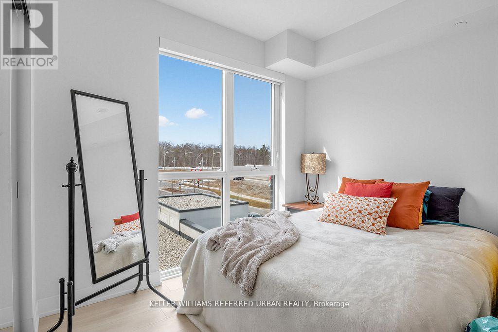 304 - 415 SEA RAY AVENUE