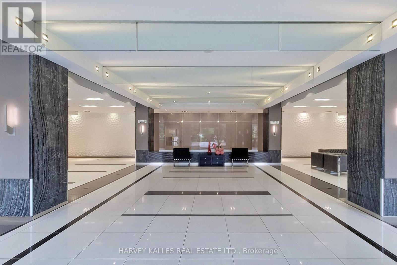 1511 - 7167 YONGE STREET