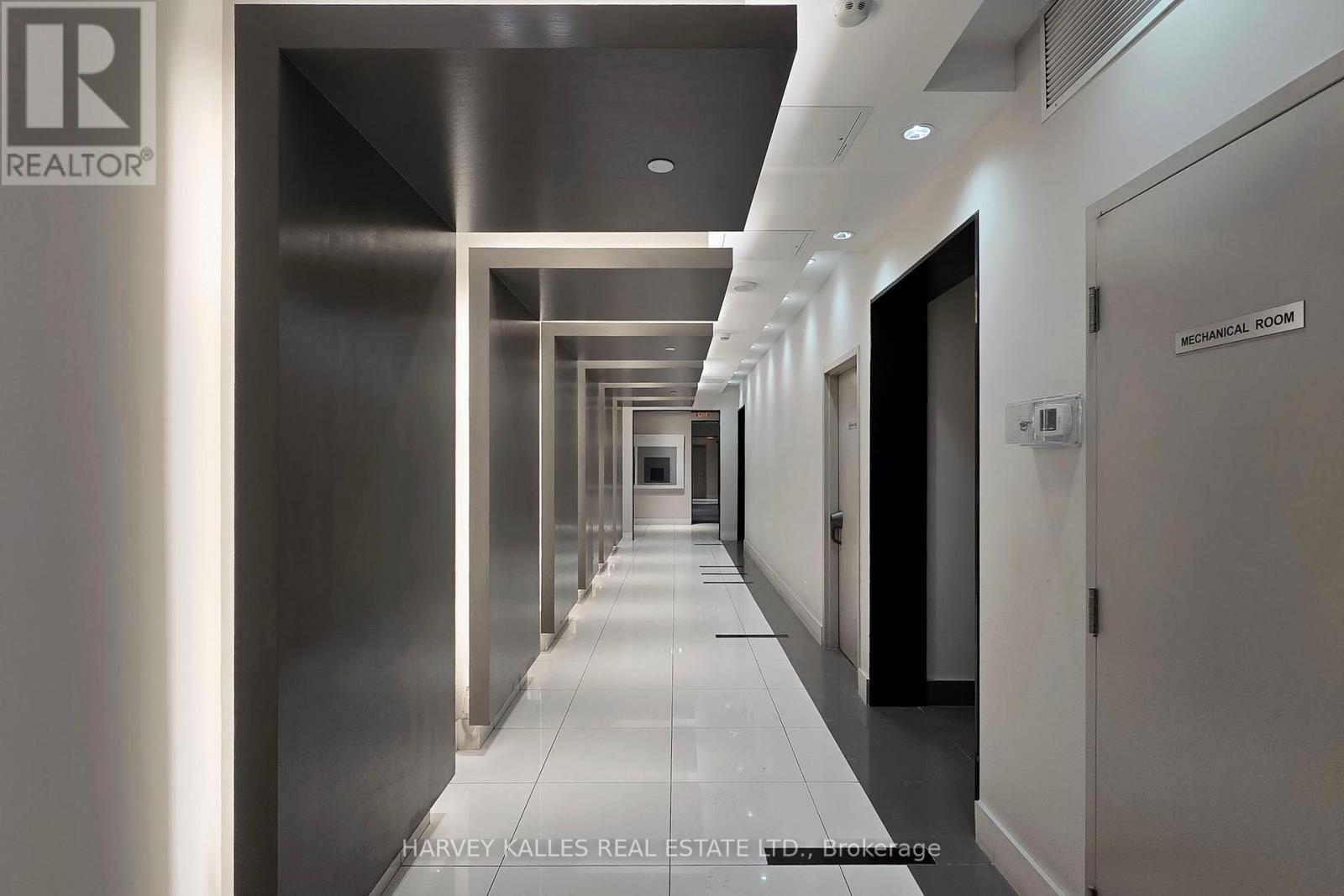 1511 - 7167 YONGE STREET