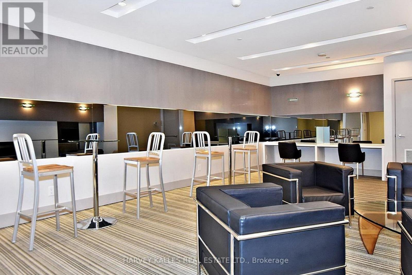 1511 - 7167 YONGE STREET