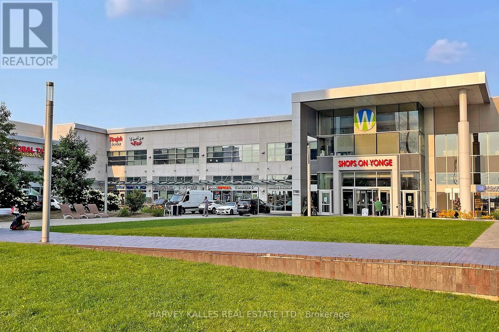 1511 - 7167 YONGE STREET