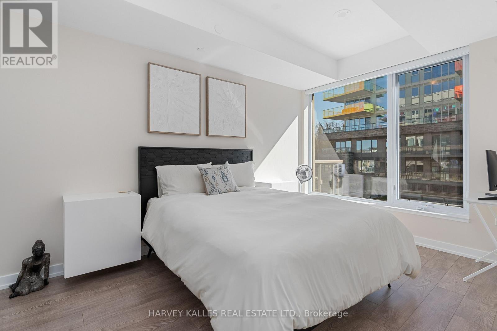 243 - 333 SUNSEEKER AVENUE